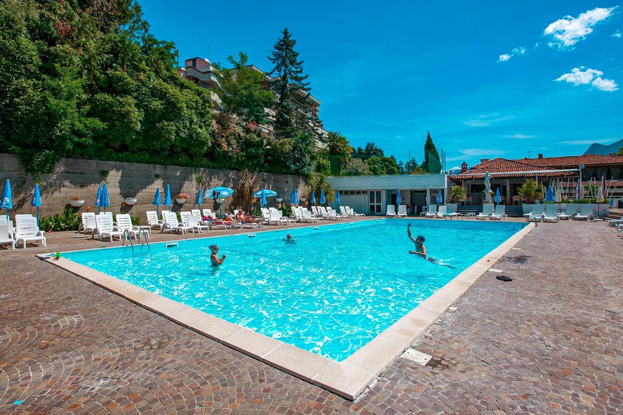Residenz La Selva Studio-Apartments Ghiffa Quarto foto